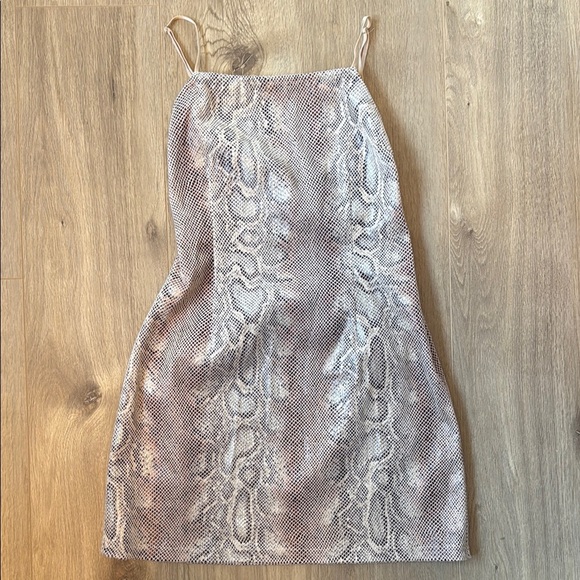 Urban Outfitters Dresses & Skirts - NWT Urban Outfitters Snakeskin Mini Dress